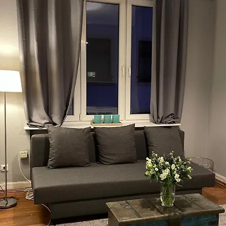 Apartman Karl-marx 2 *